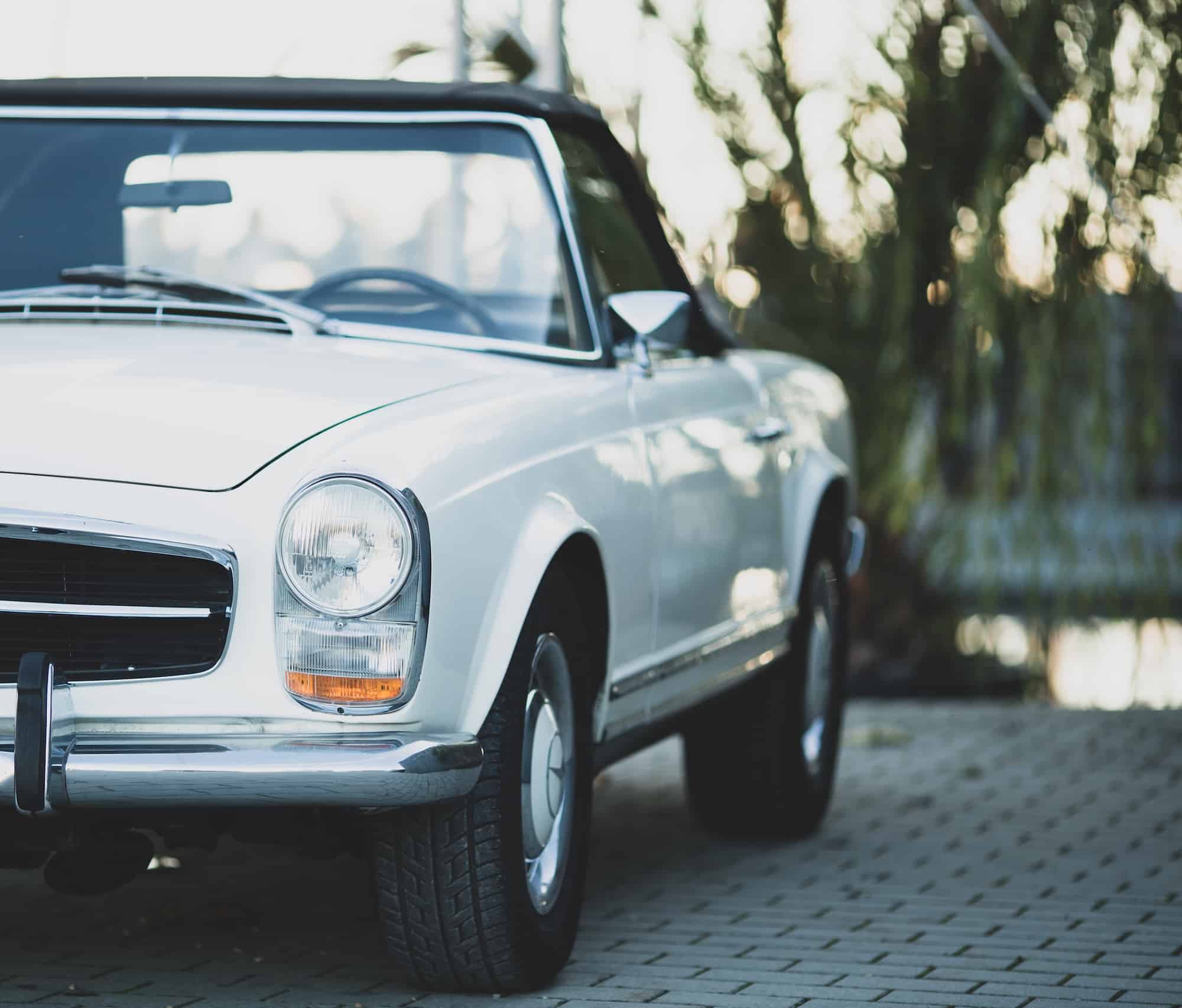 white oldtimer retro car 2026 03 20 02 00 37 utc
